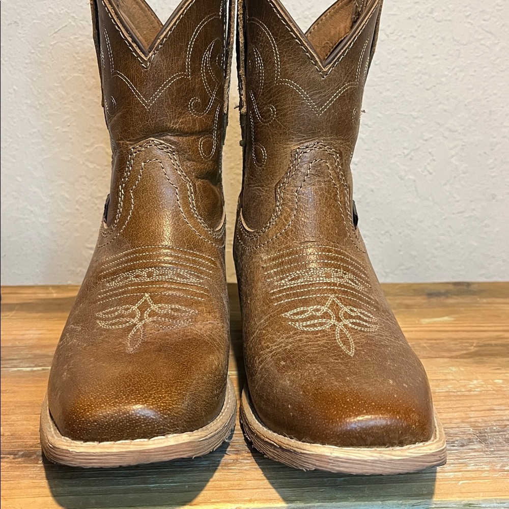 NWOB Justin Women's Chellie Western square toe Booties size 7 - Picture 7 of 10